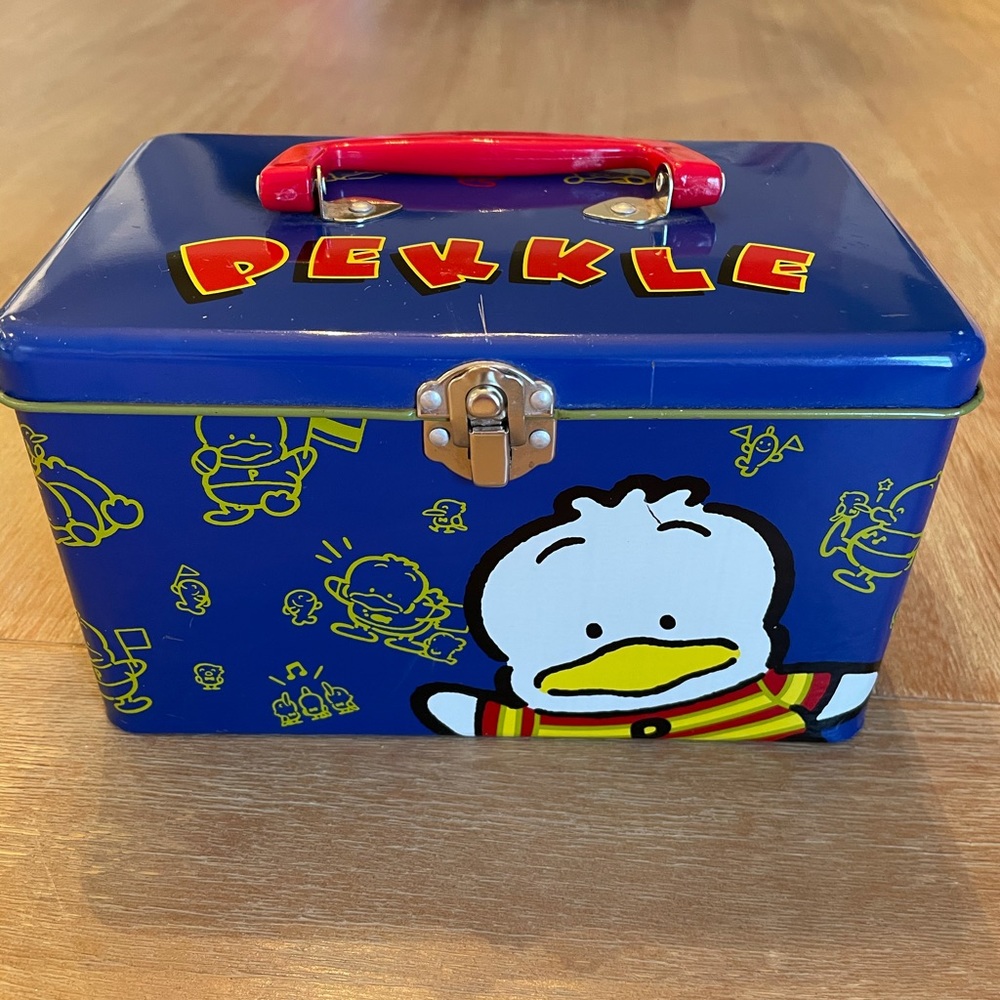 Vintage Sanrio Pekkle Tin box